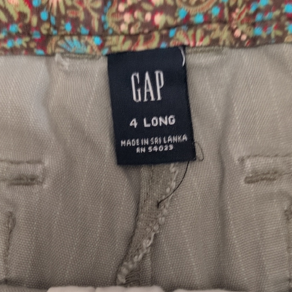 GAP Khaki Trousers